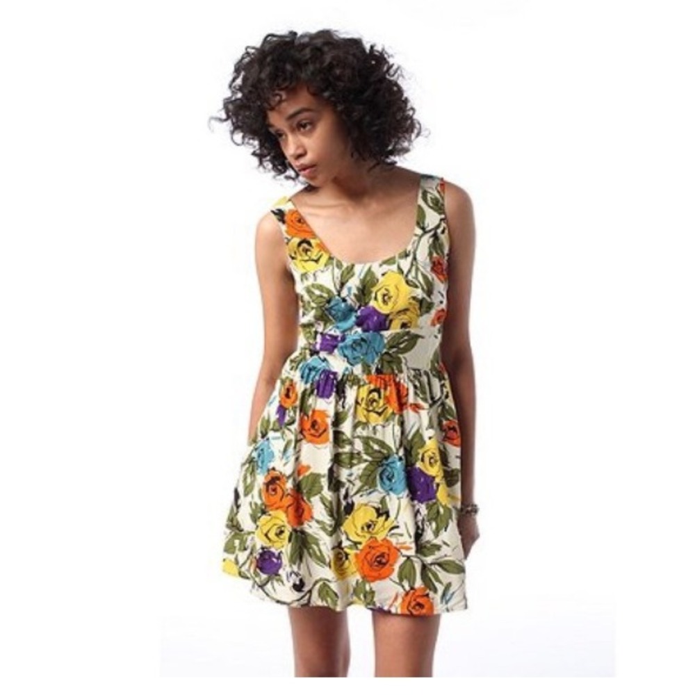 Urban Outfitters Pins and Needles Floral Fit and Flare Dress Retro Rose Floral 4